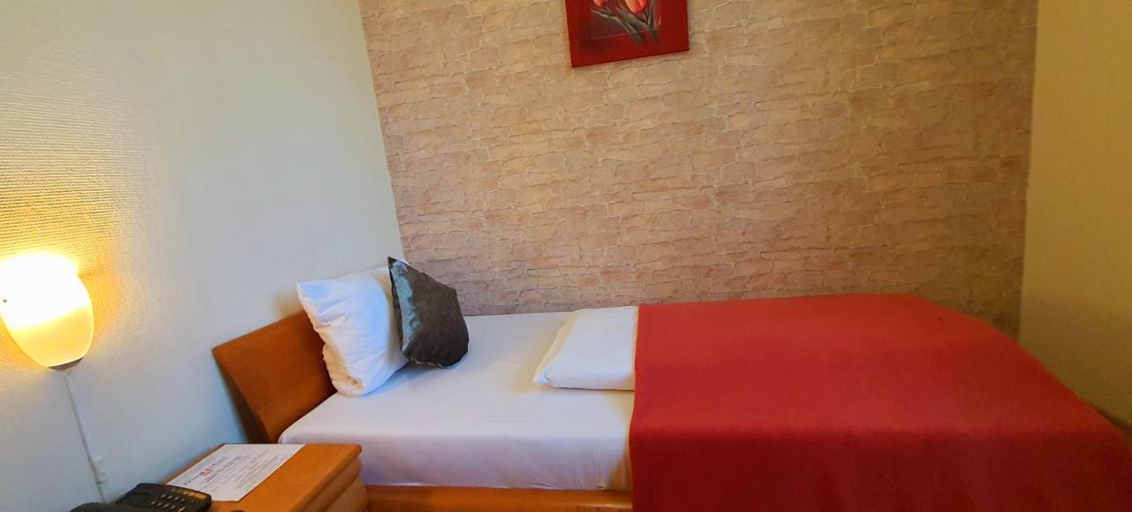 Hotel Deutscher Hof Mannheim Luaran gambar